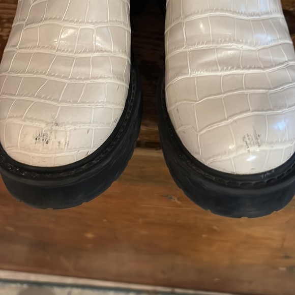 Steve Madden Tyclone White Croc Chelsea Boots Platform Size 7 - Picture 4 of 7